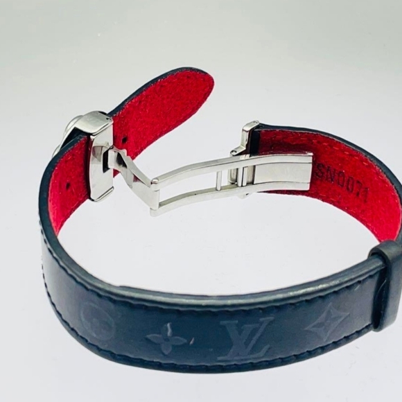 LOUIS VUITTON Adjustable Good Luck Monogram Flower Leather Bracelet EUC - Picture 4 of 8